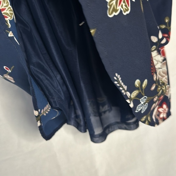 LUSH NAVY FLORAL CHIFFON DRESS (XS) - Picture 5 of 8